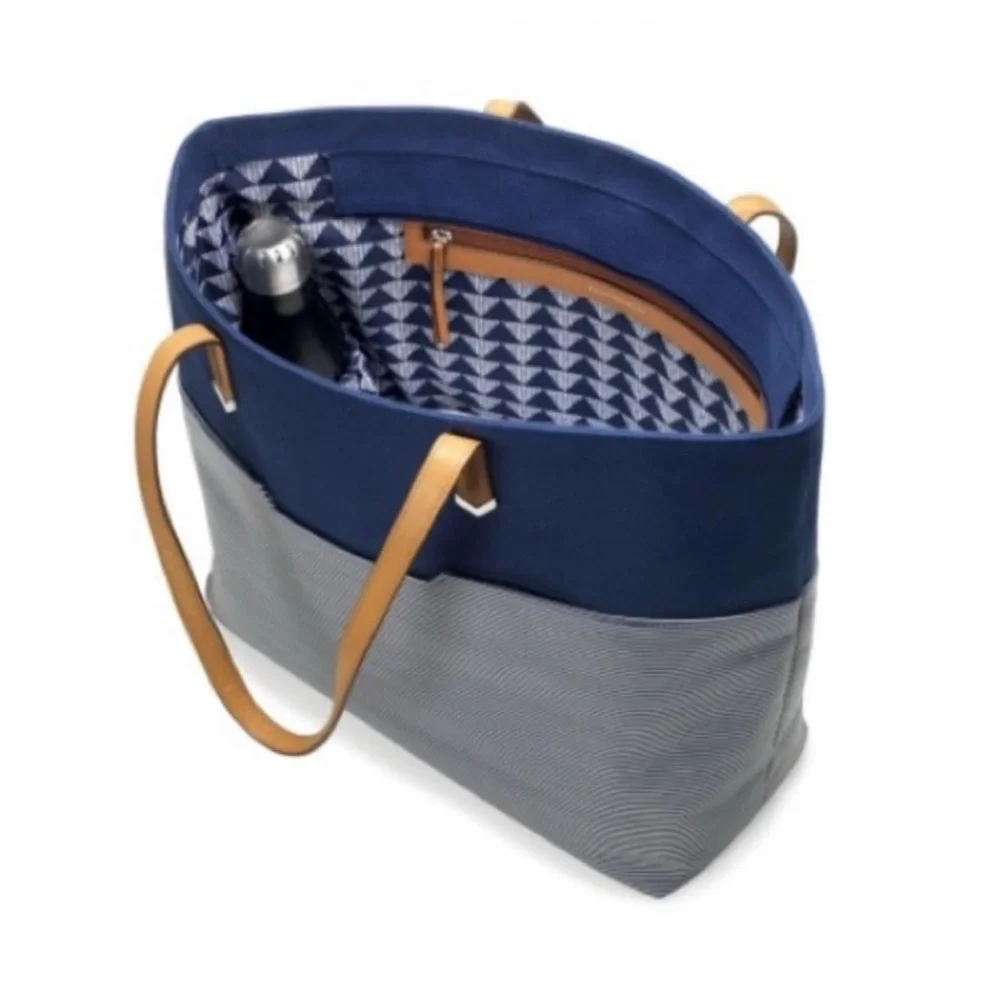 Stella & Dot Navy Tote Bag - Picture 2 of 8